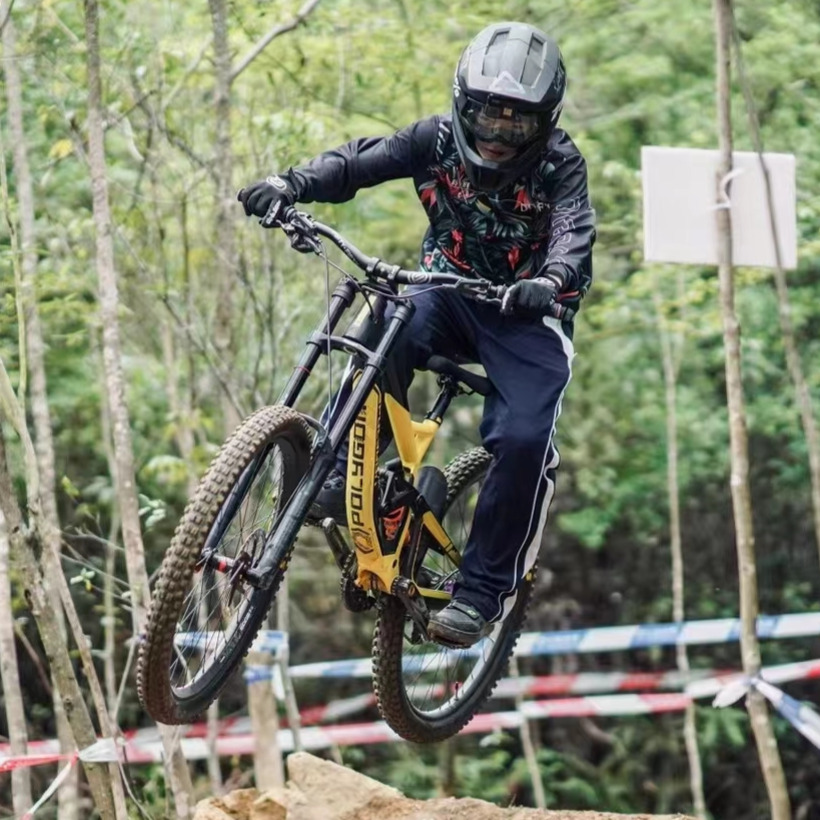 Avitus Heren Mtb Schoen Met 2- - Mountain Biking Videos recensie en prijs
